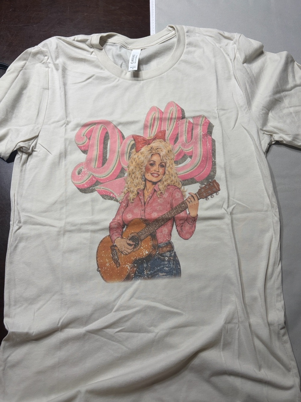 NWT Country Dolly Parton Graphic Tee Beige and Pink - Picture 4 of 6